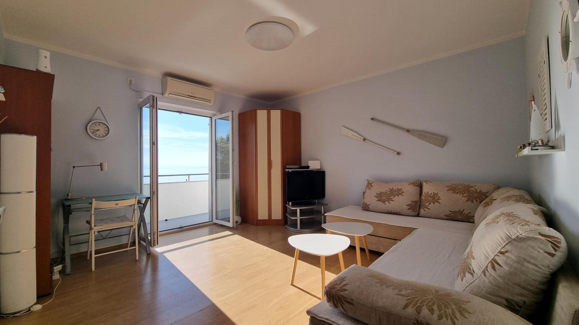 Apartment With Direct Sea View, Free Parking And Close To Beaches And Promenade Lovran Exterior photo